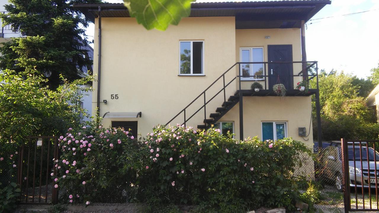 Ferienwohnung Bambukovyi Gai Kiew Exterior foto